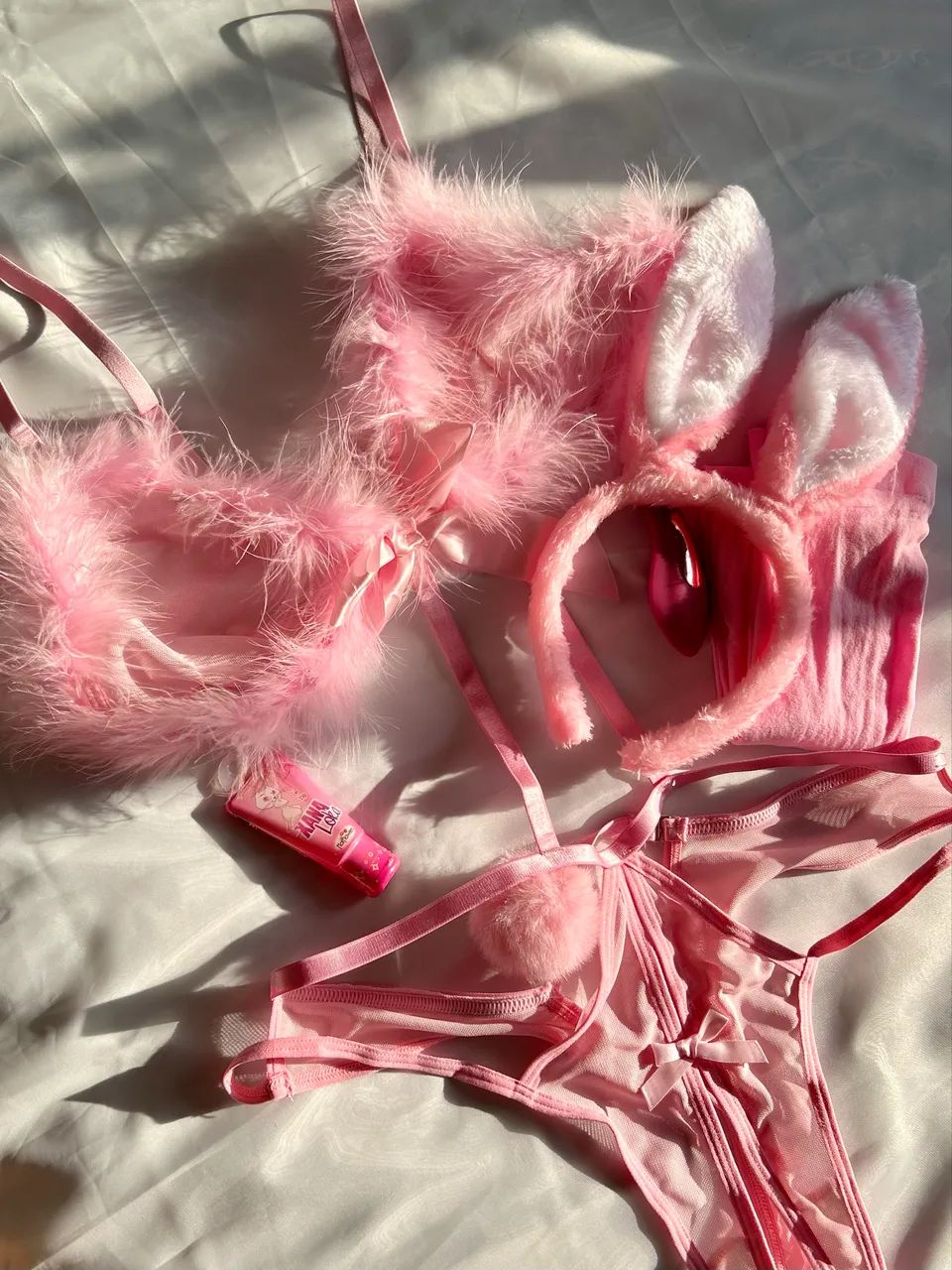 LINGERIE
