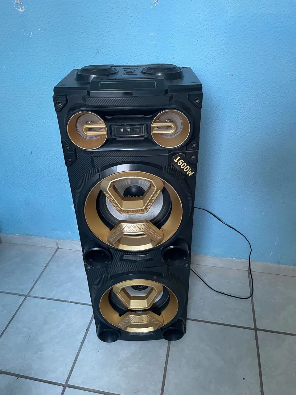 Caixa de som tudo funcionando 