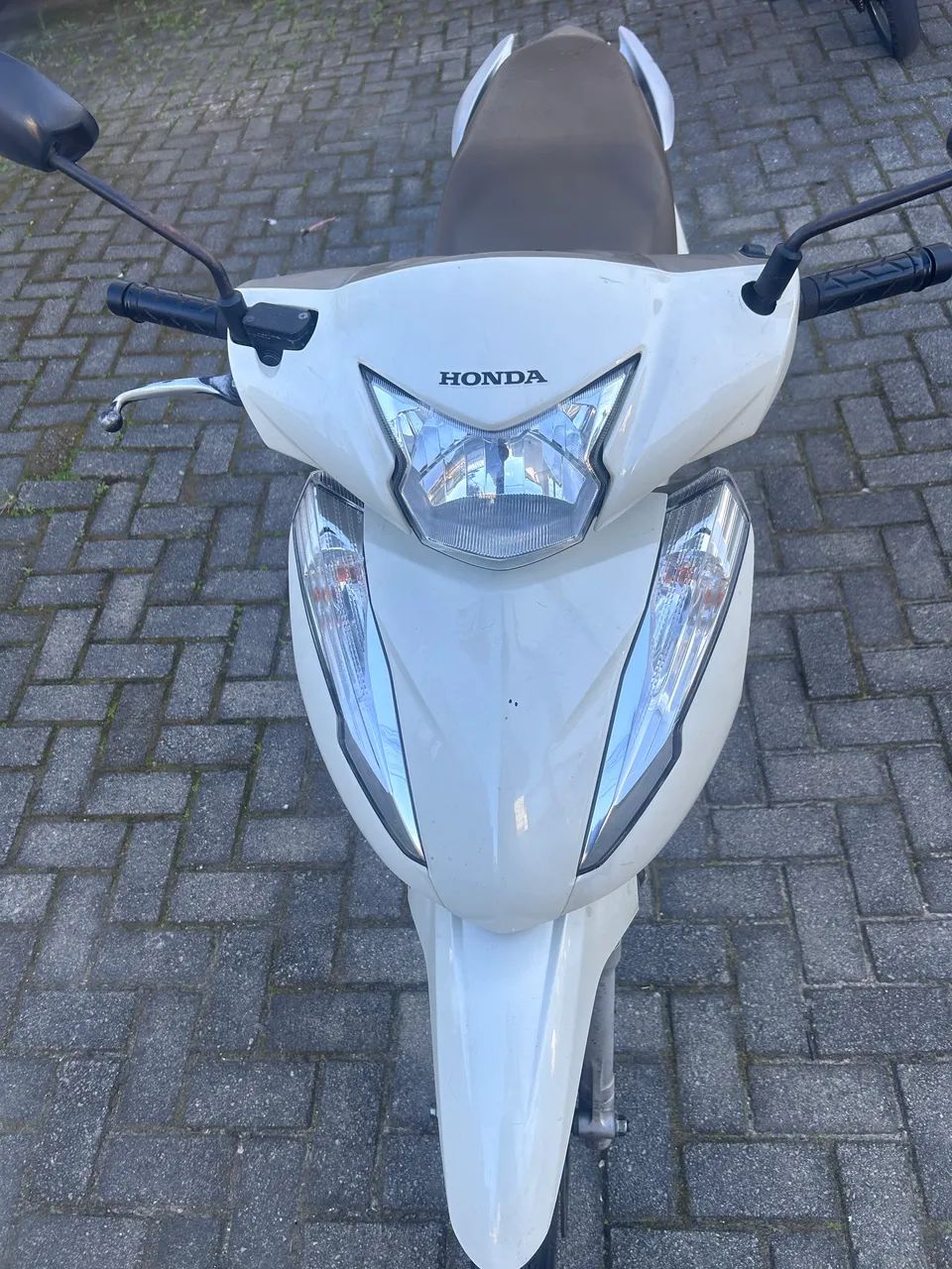 Moto Biz