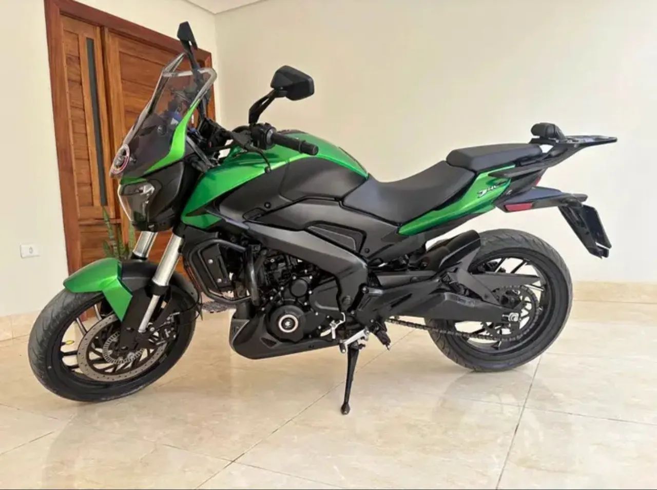 Bajaj dominar 400