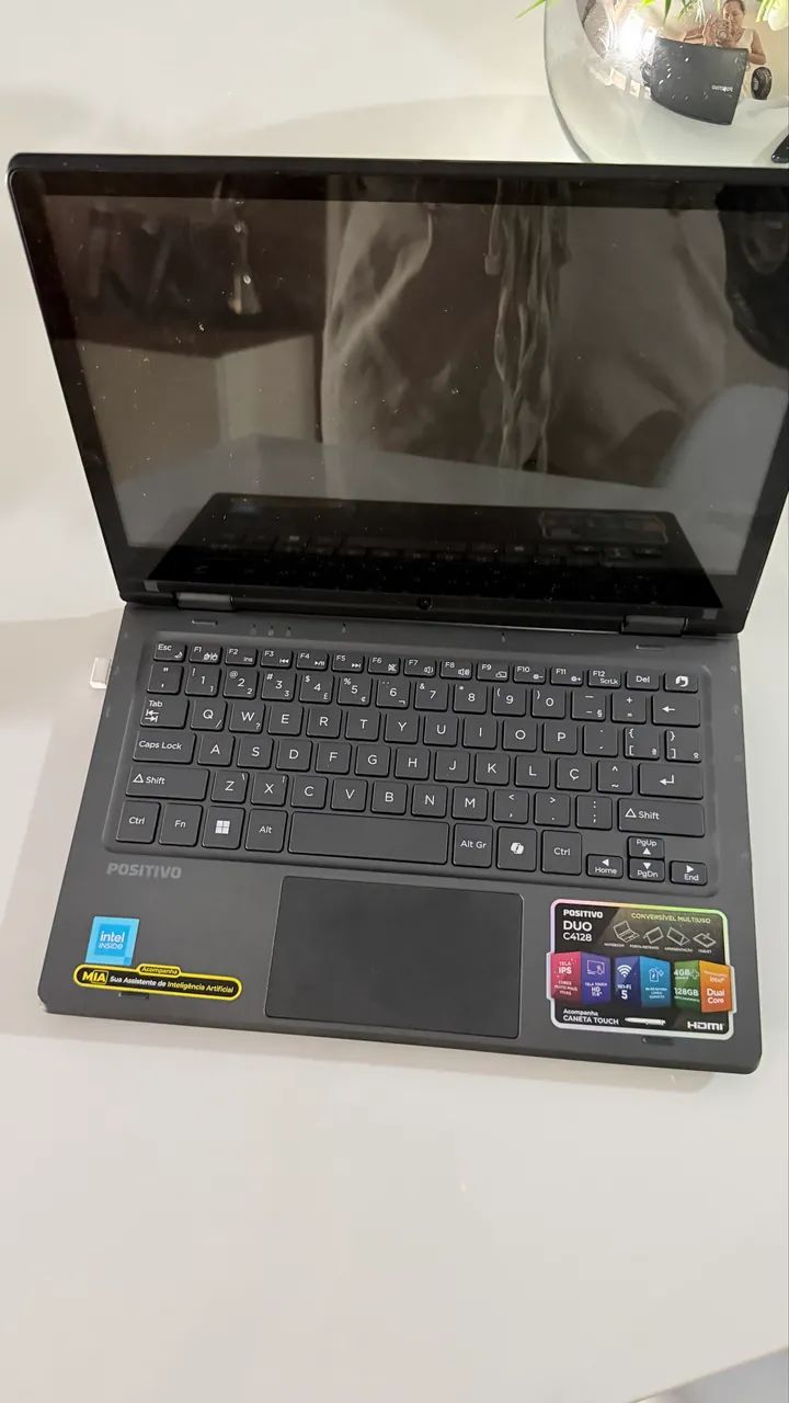 Vende-se notebook 