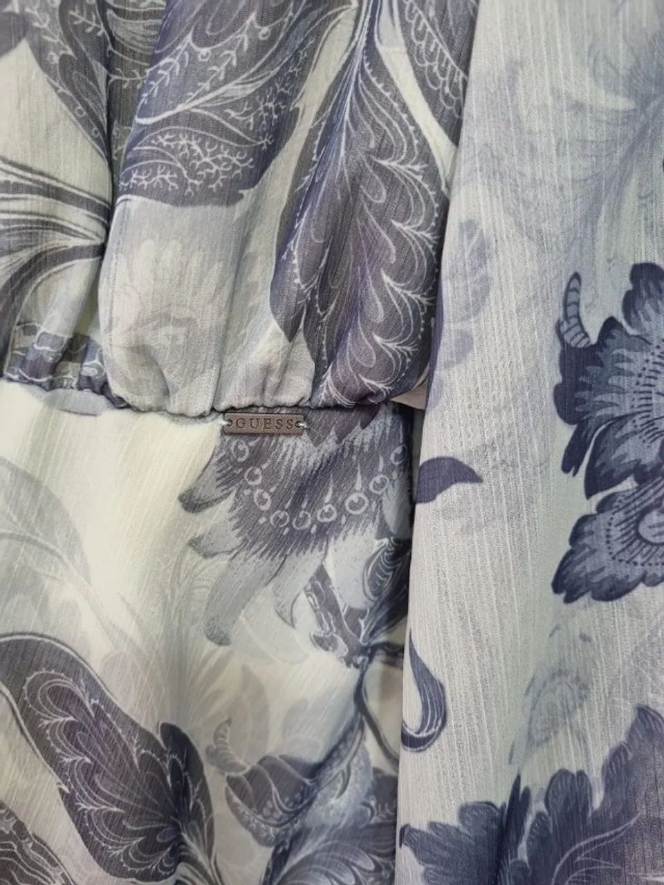 MACAQUINHO DE MANGA LONGA AZUL GUESS - Foto 4