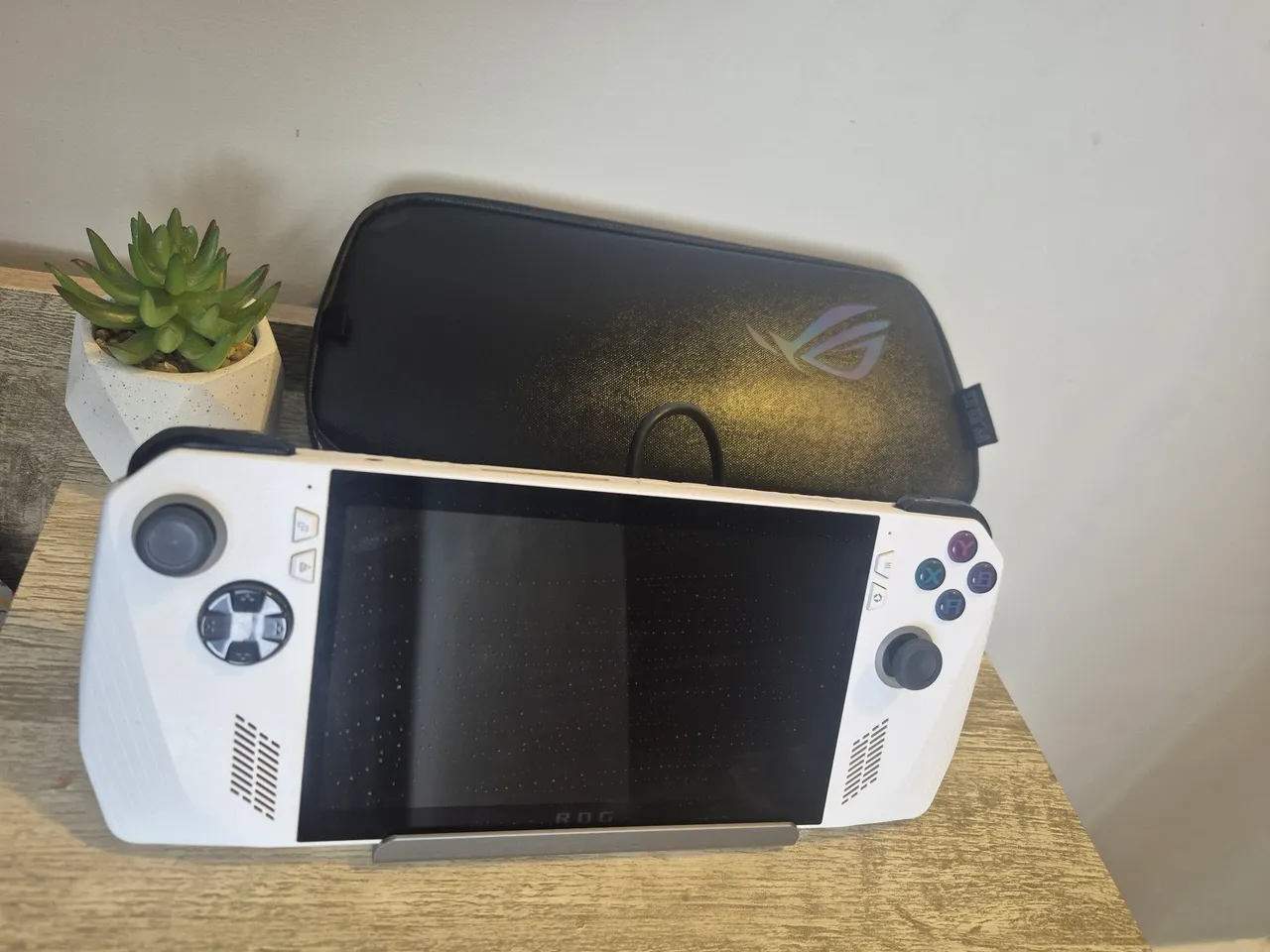 Analogue Pocket Preto + SD 64gb com jogos e Open FPGA - Consoles