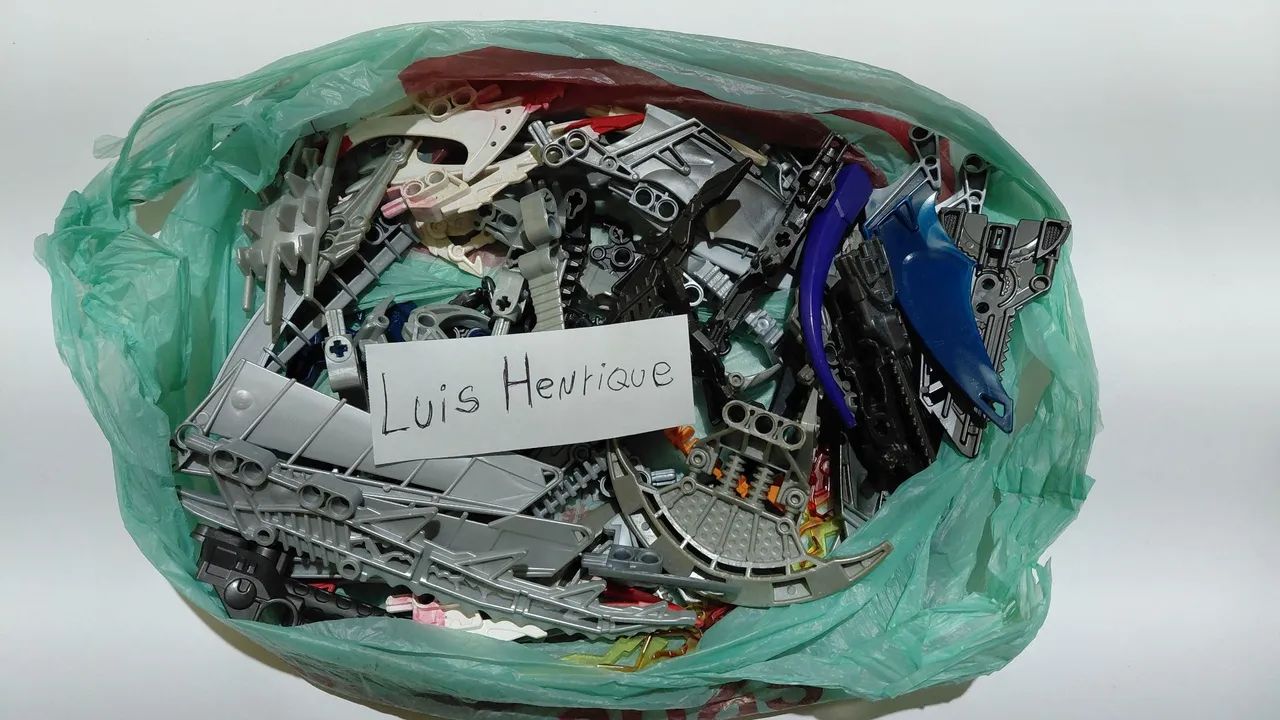 Lote de peças lego Bionicle e Hero Factory - Foto 4
