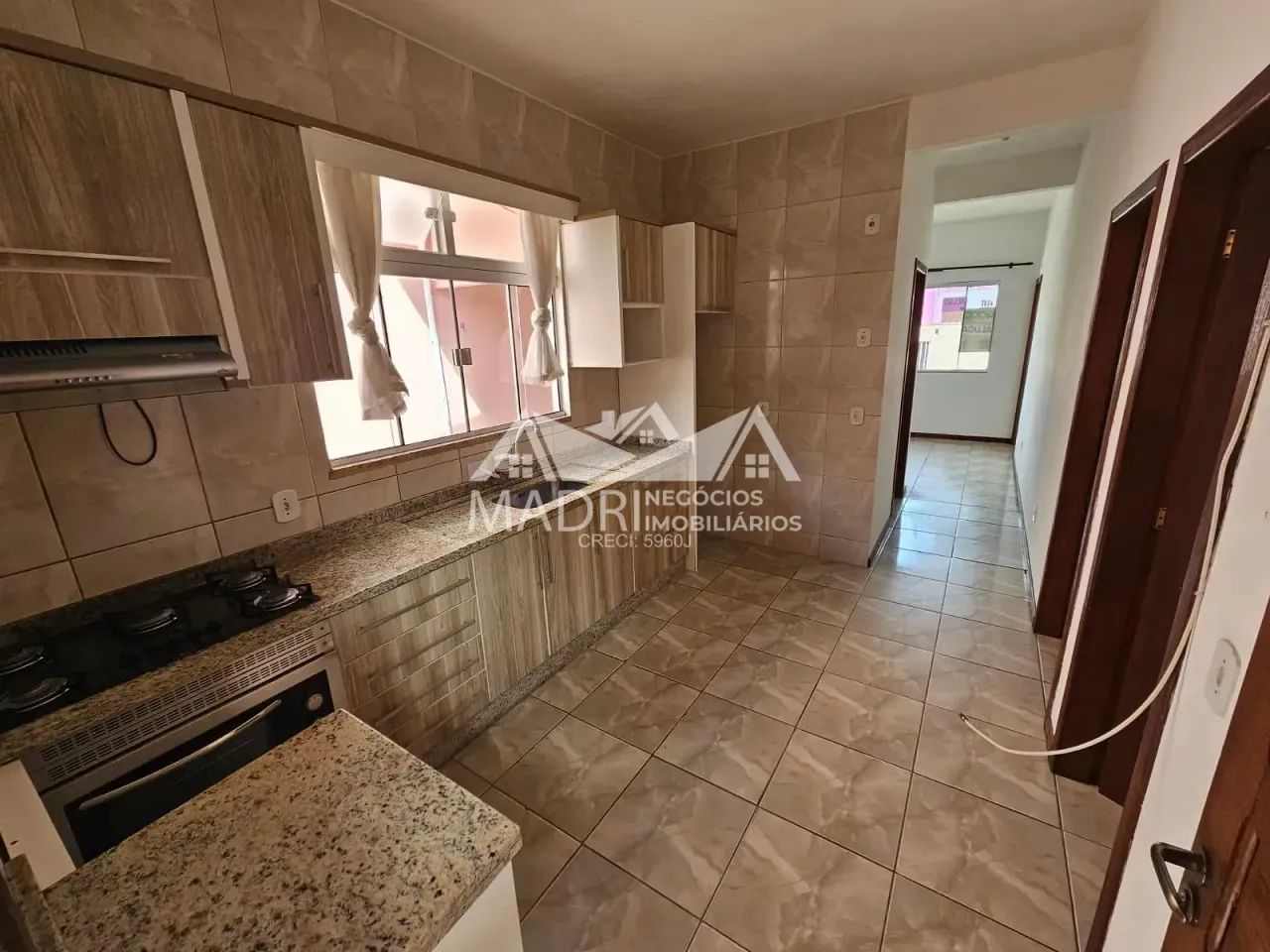 Casa de 04 dormitórios para alugar - Madri, Palhoça, SC - Foto 4