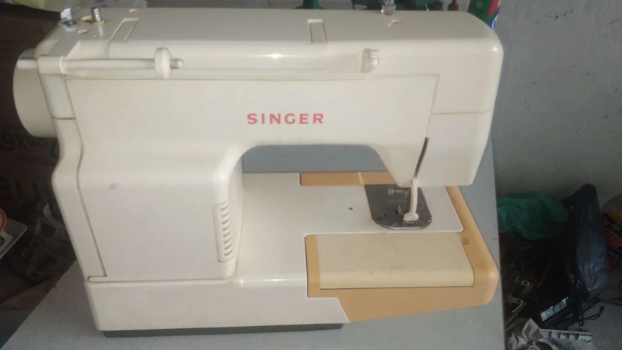 Máquina de costura singer  - Foto 5