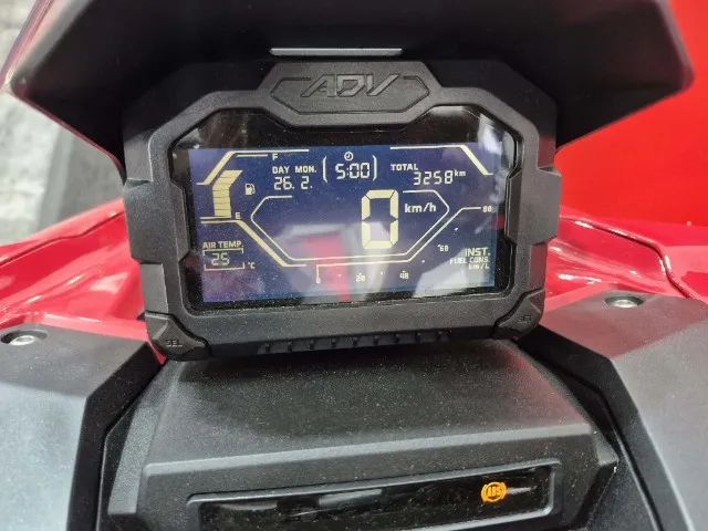 Honda Adv 150 - Foto 3