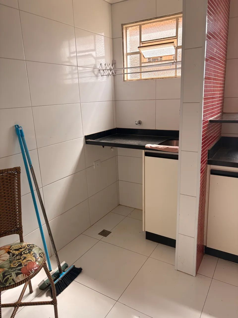 Aluga-se apartamento Serra dourada 