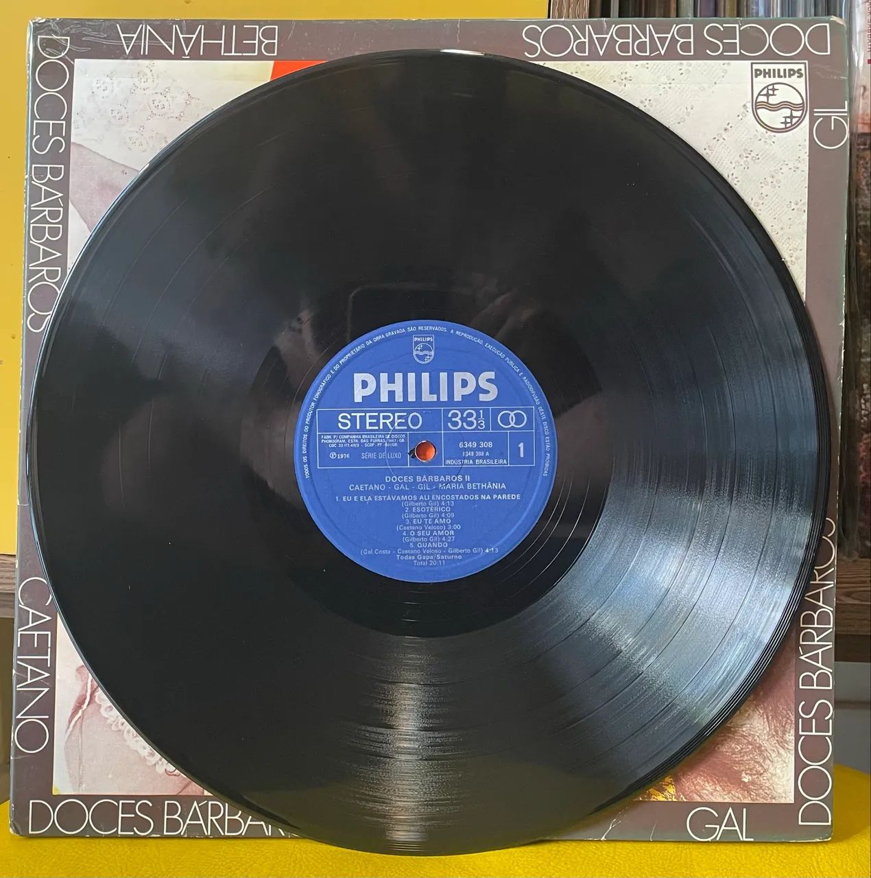 Vinil Doces Bárbaros - duplo - original de época.  - Foto 4