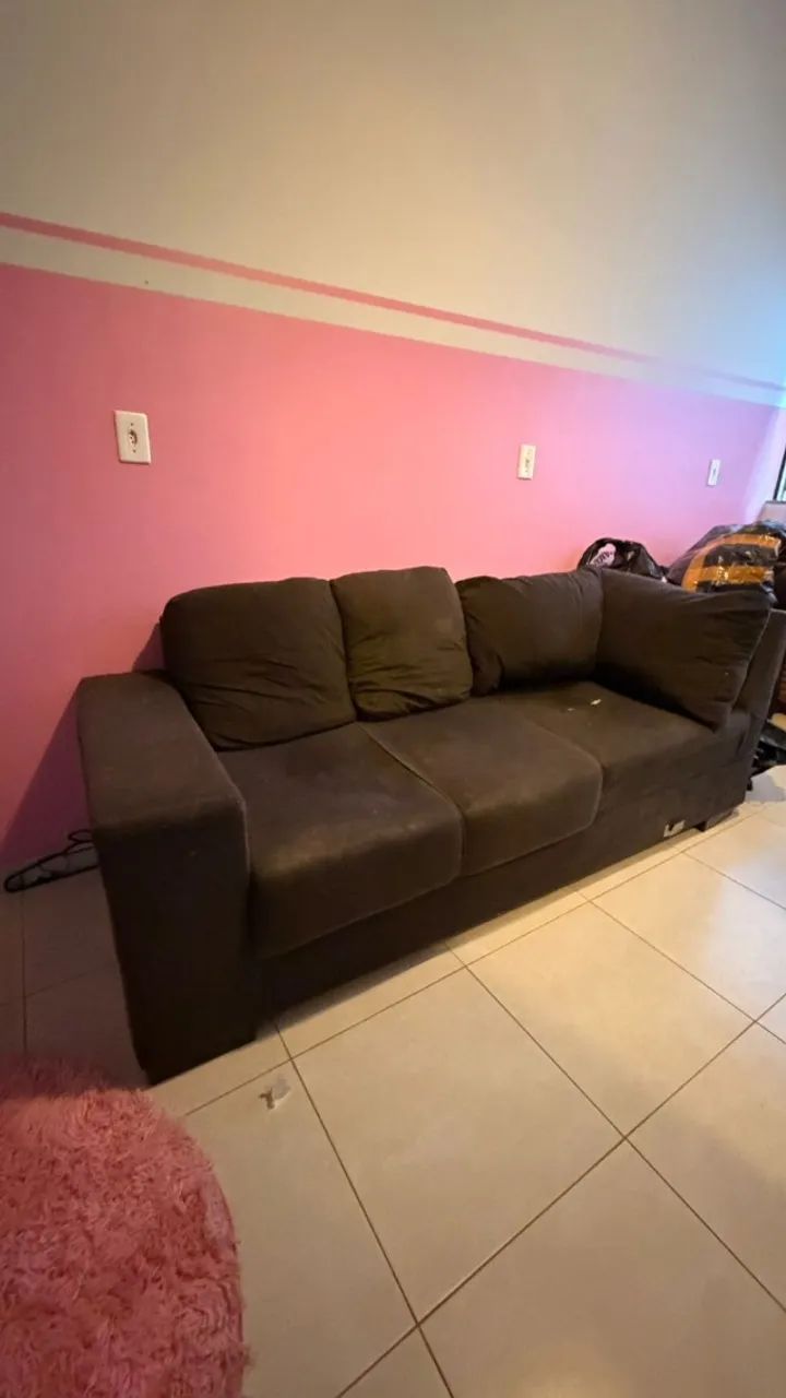 Sofá Três lugares 