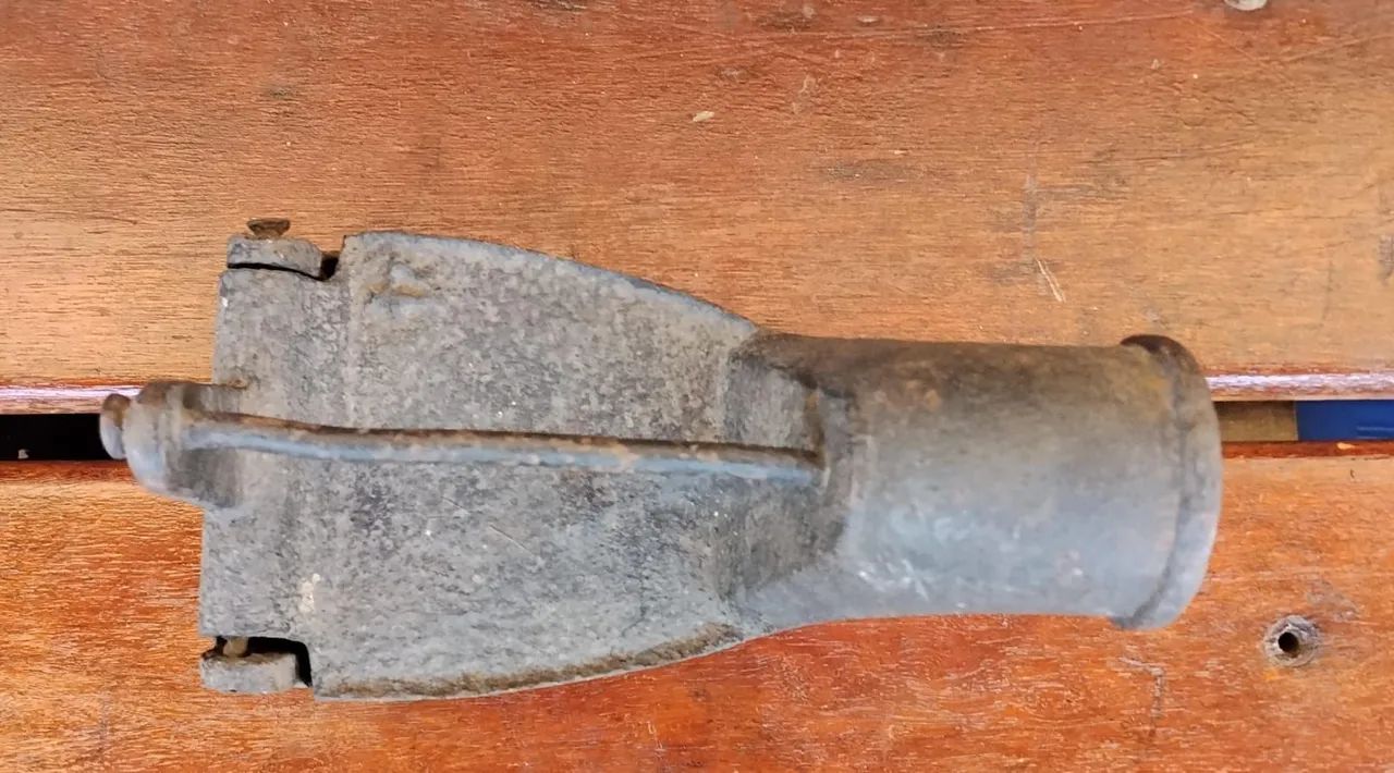 Antiguidade antigo ferro fundido ferro de passar a brasa ferro braseiro decoração cenário  - Foto 5