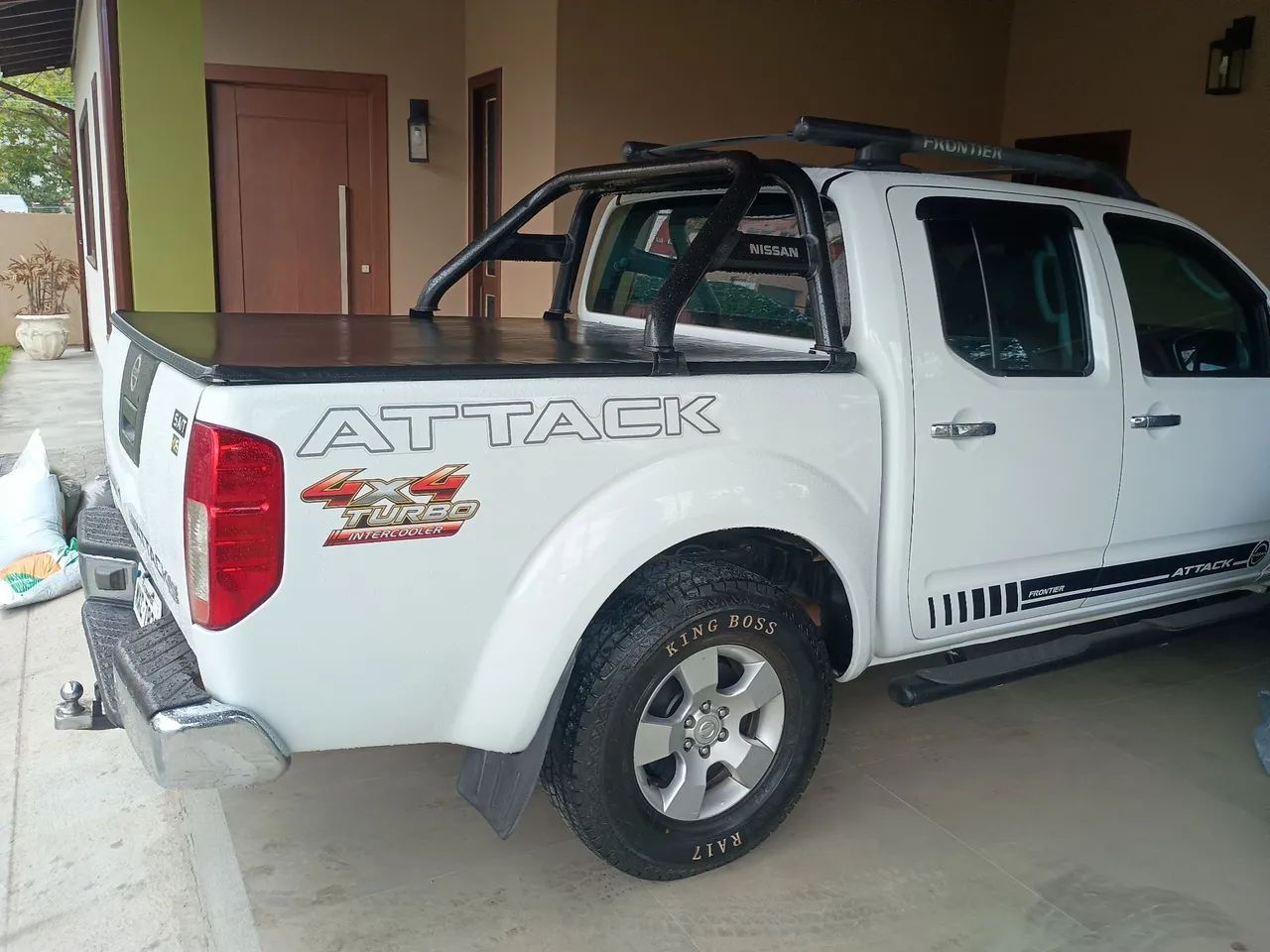 Nissan Frontier LE Attack CD 4X4 2.5 TB Die.aut 2013