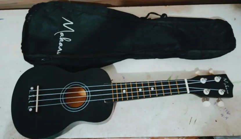 Ukulele soprano preto - Foto 3