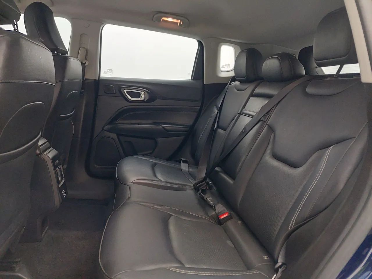 Jeep Compass LONG. T270 1.3 TB 4x2 Flex Aut., foto 17 de 18