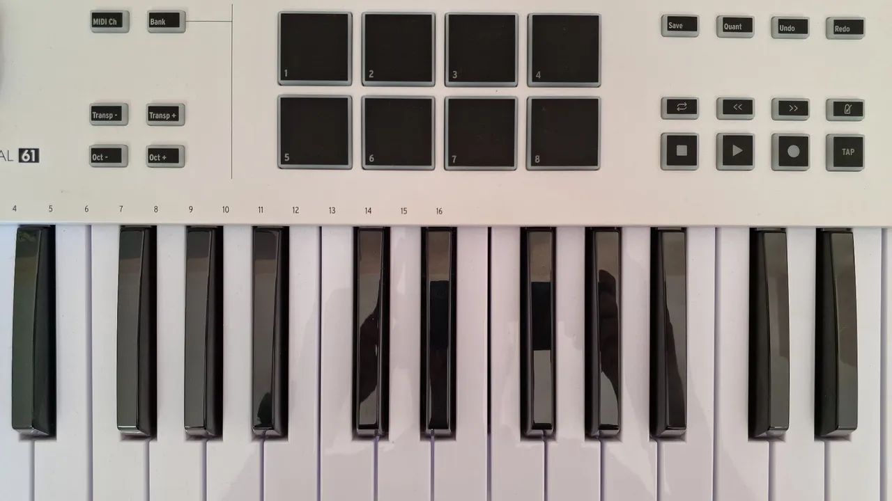 Arturia KeyLab Essential 61 - Foto 5