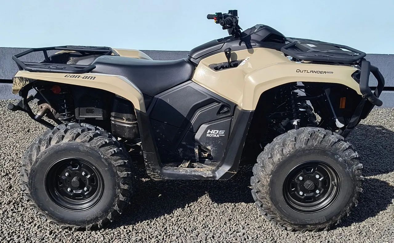 Quadriciclo canam Outlander pro 2025 - Foto 2