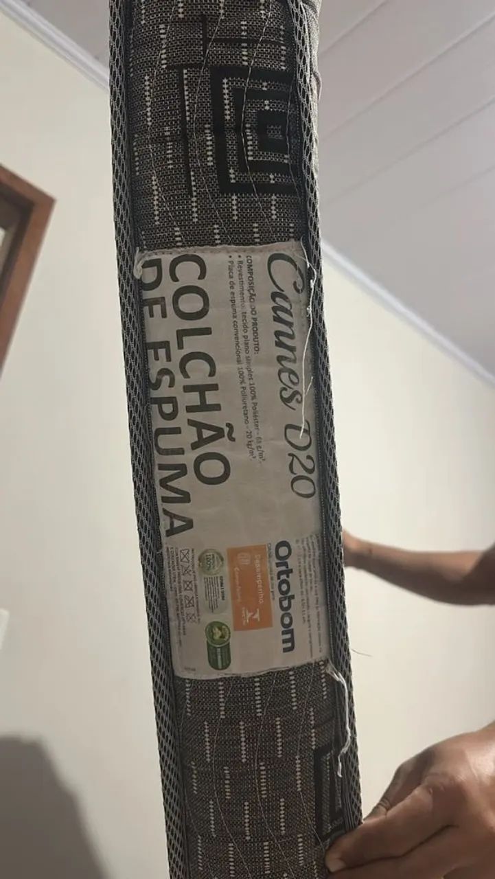 Box solteiro + colchão Ortobom 