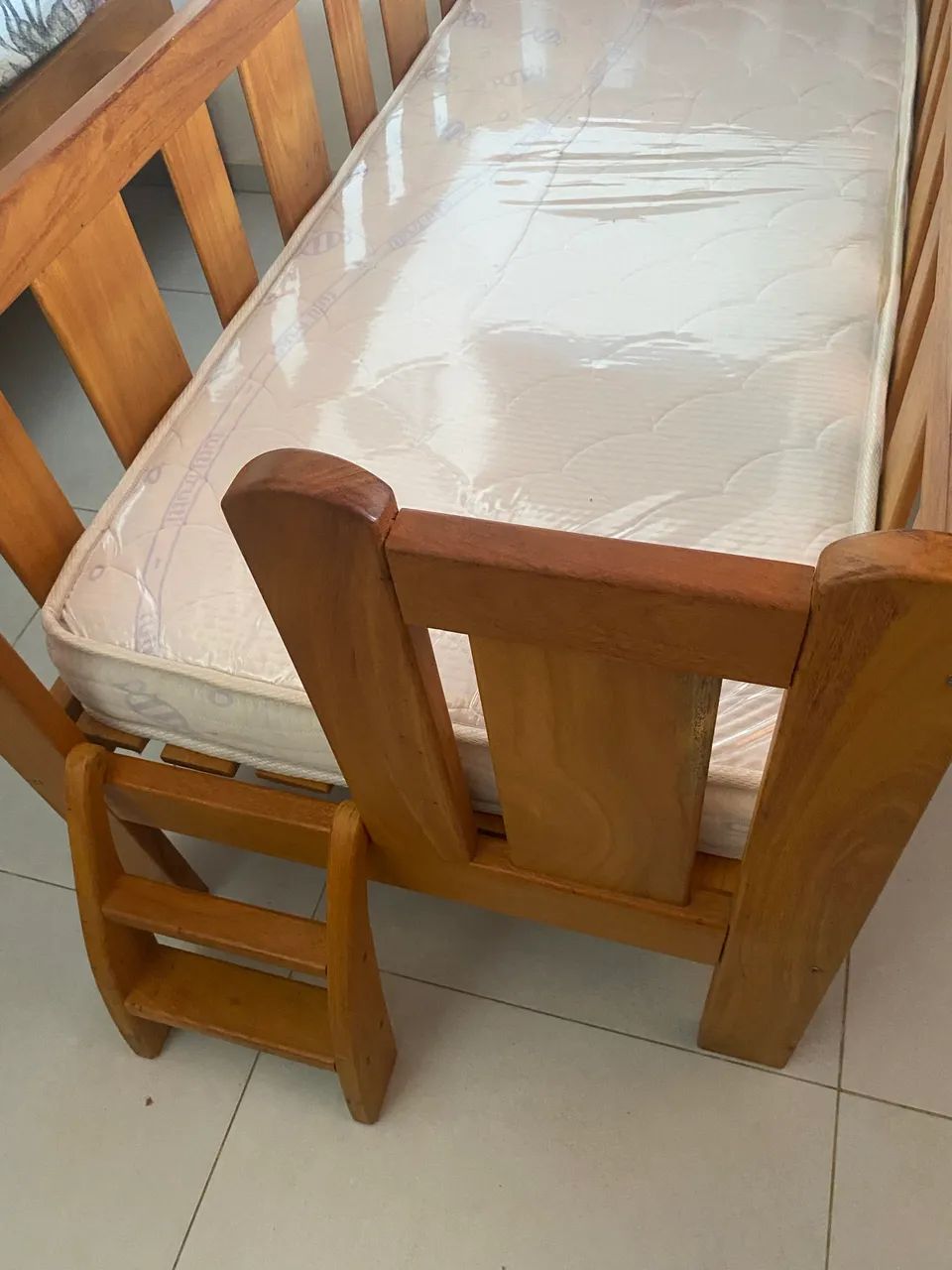 Cama infantil de madeira - Foto 2