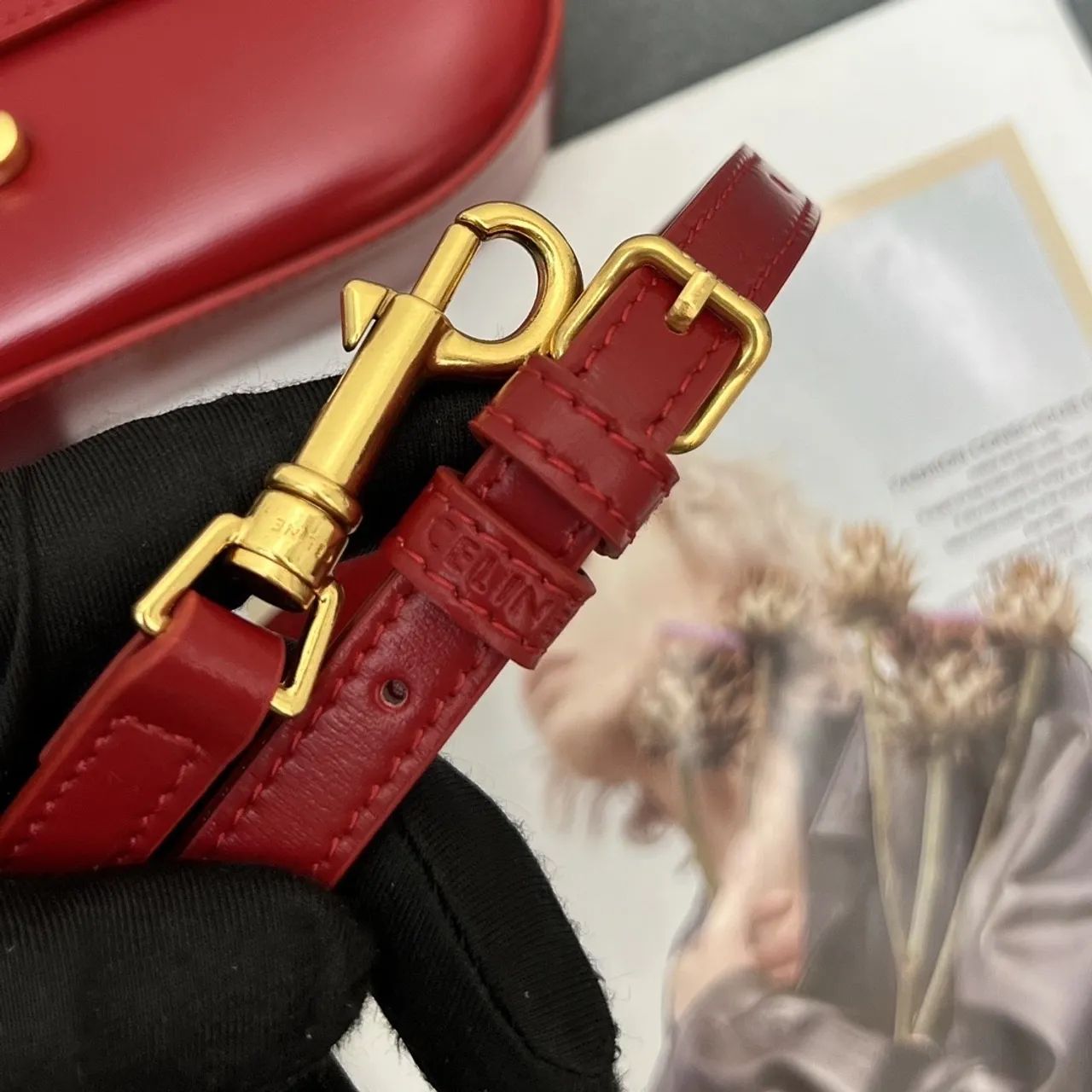 Bolsa Celine Vermelha em Couro  - Foto 4