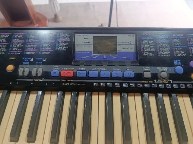 Yamaha PSR-78 - Foto 2