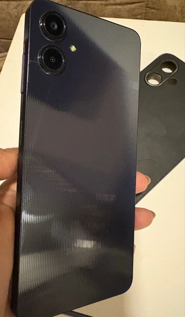 Samsung A06 em perfeito estado 