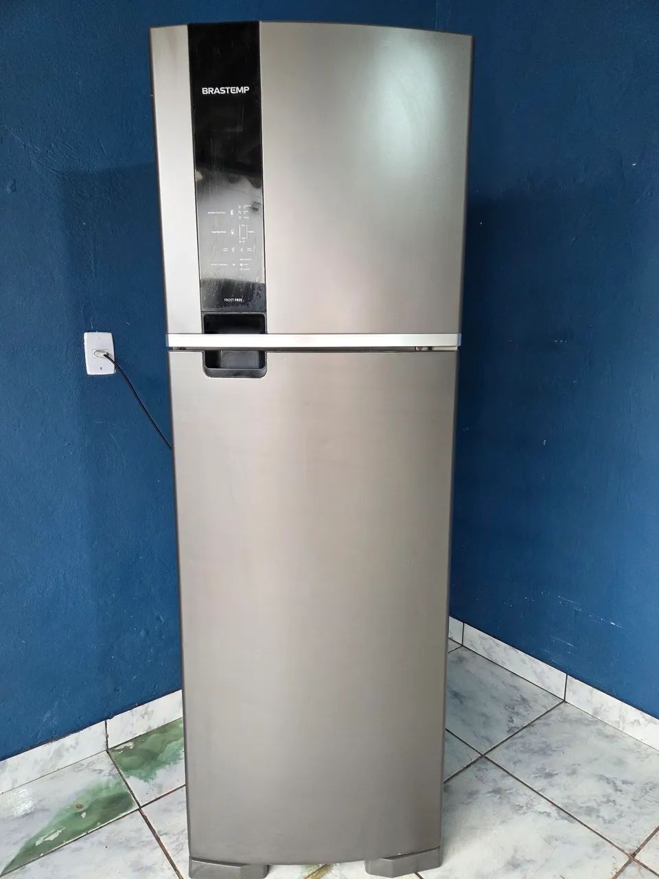 Vendo geladeira Brastemp 