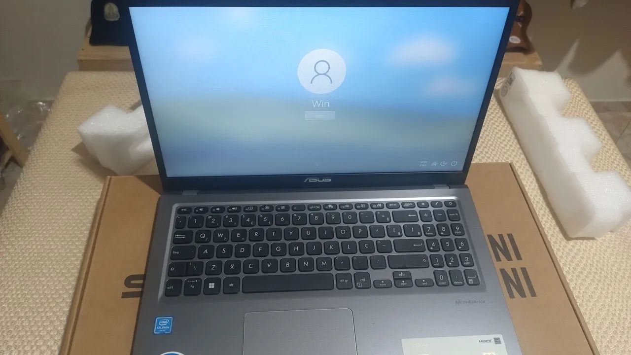 Vende -se notebook Asus 