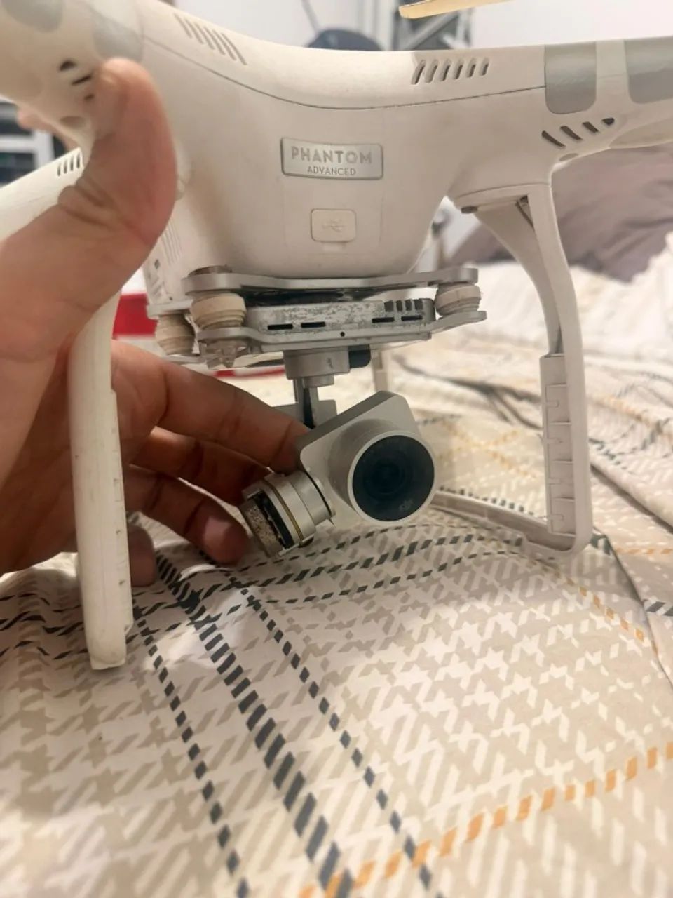 dji phatom 3 adv