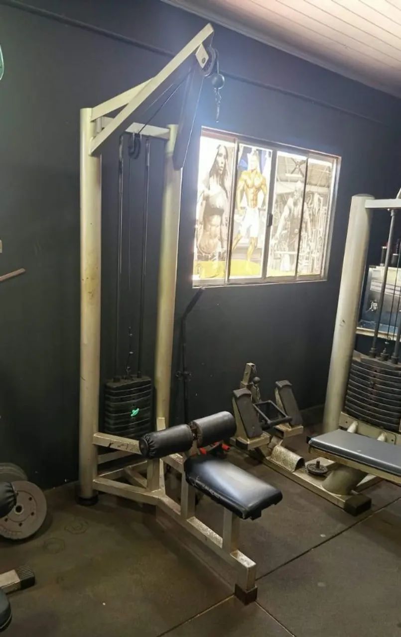 Máquina de musculação 