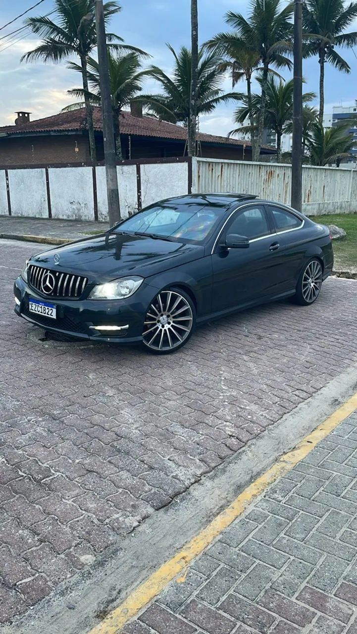 Mercedes-Benz C-180 CGI Coupe Sport 1.6 TB 16V Aut. 2013