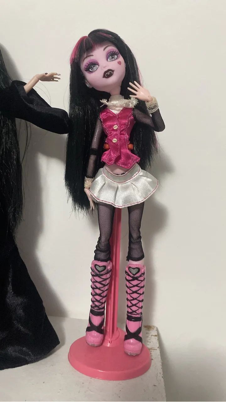 Draculaura basica TROCA !