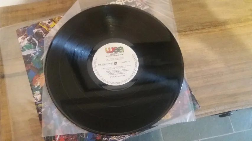 LP -  Passport - Running In Real Time - Foto 4