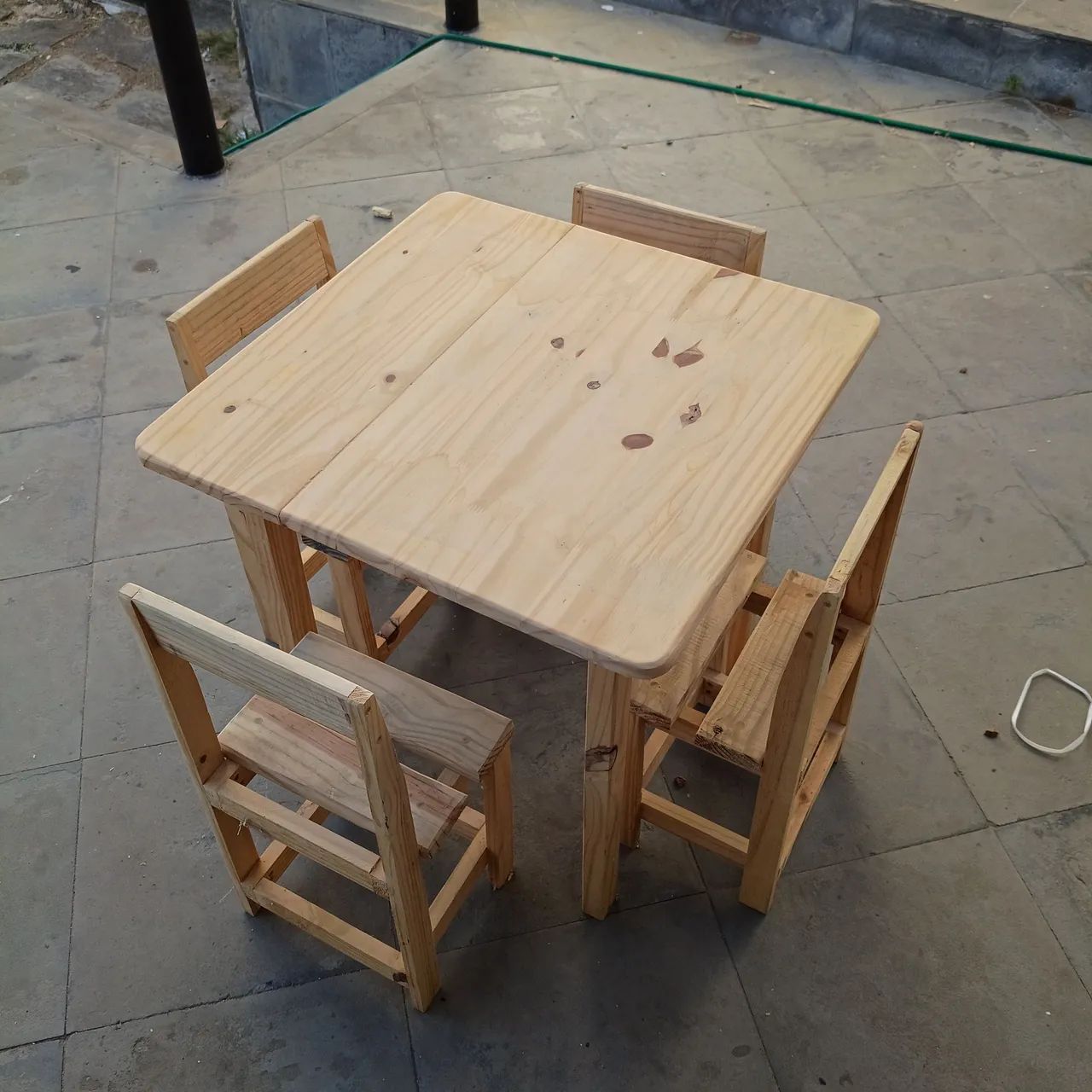 Mesa e cadeiras infantil  - Foto 4