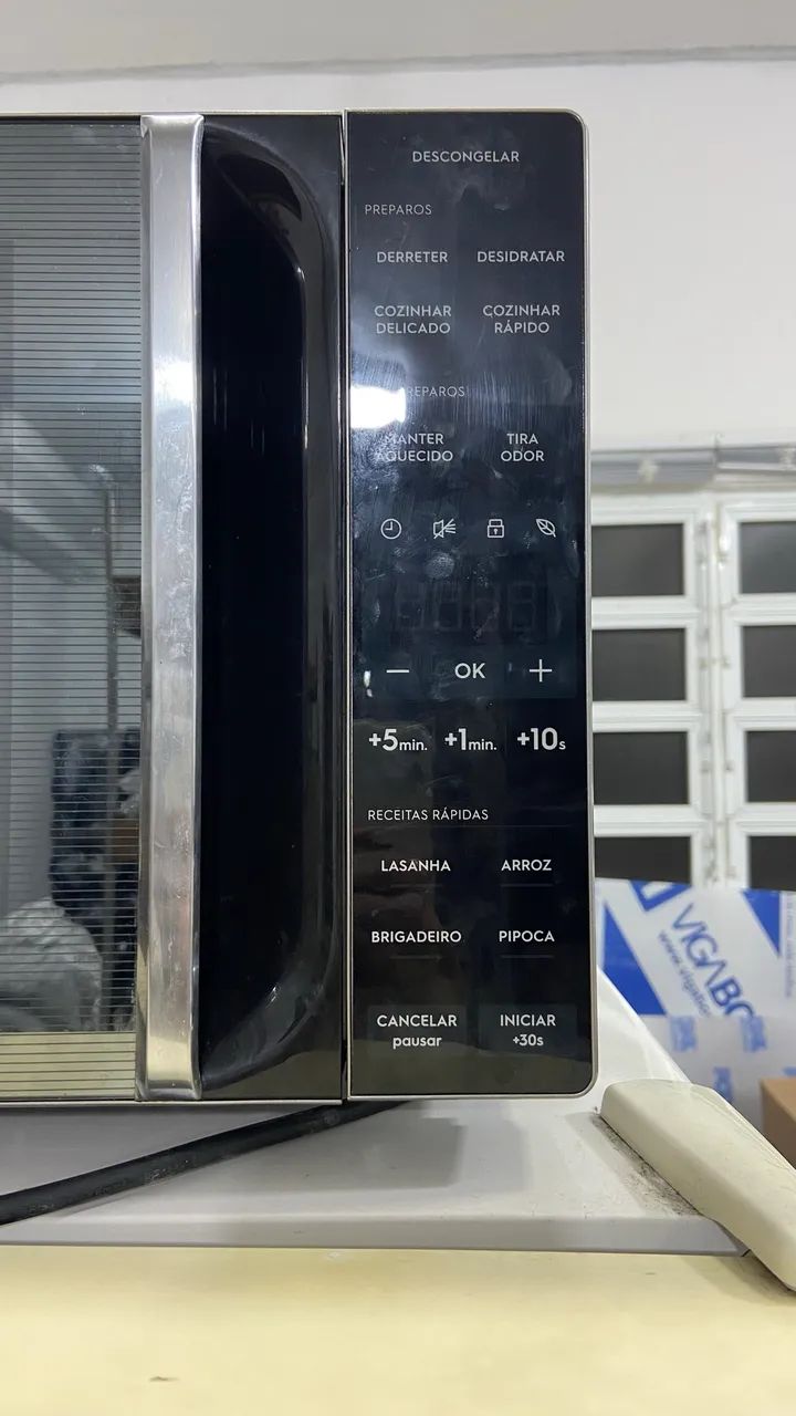 Microondas Eletrolux- 21L - Foto 2