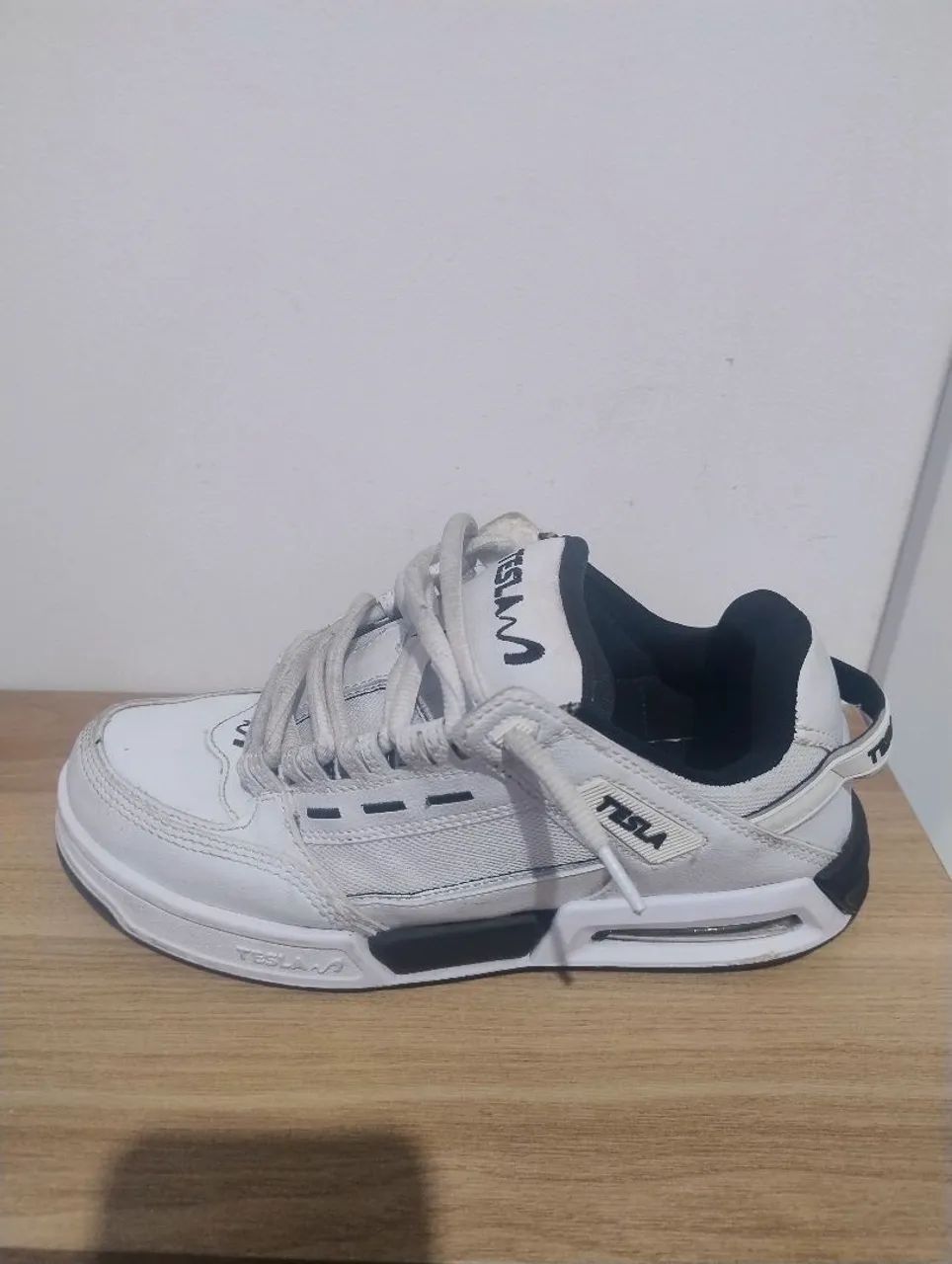 Tênis Tesla deluxe branco - Foto 2