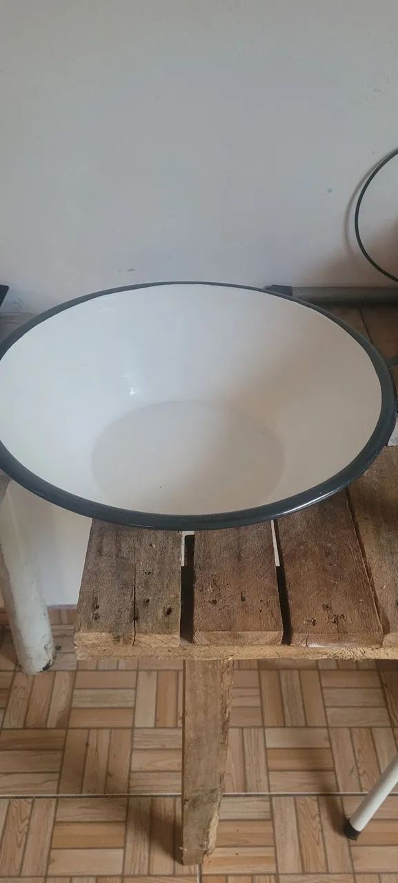 Fritadeira a gás com tacho nunca usada - Foto 2