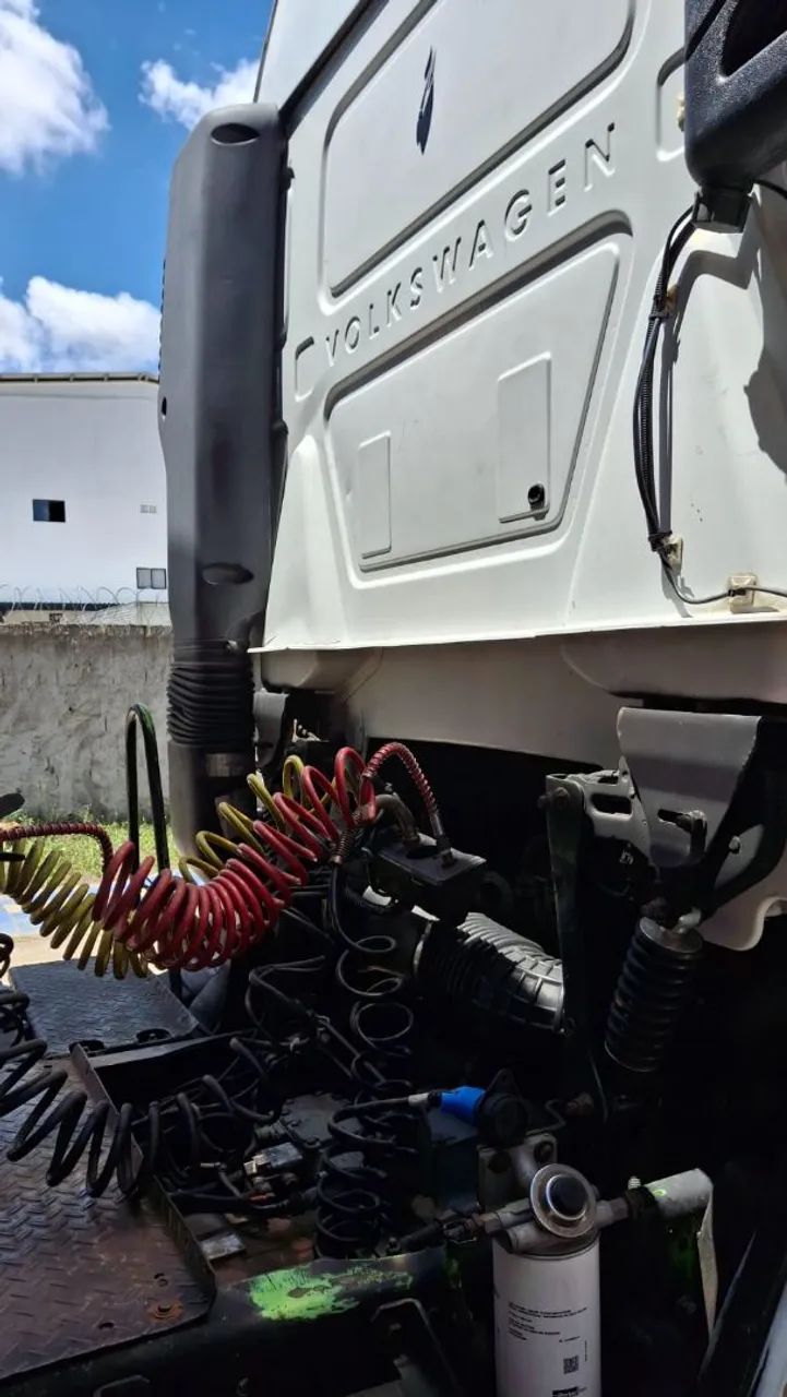 VENDO Volkswagen 19.320 claro tt, ano 2009/2010 em excelente estado PRONTO PARA TRABALHAR - Foto 5