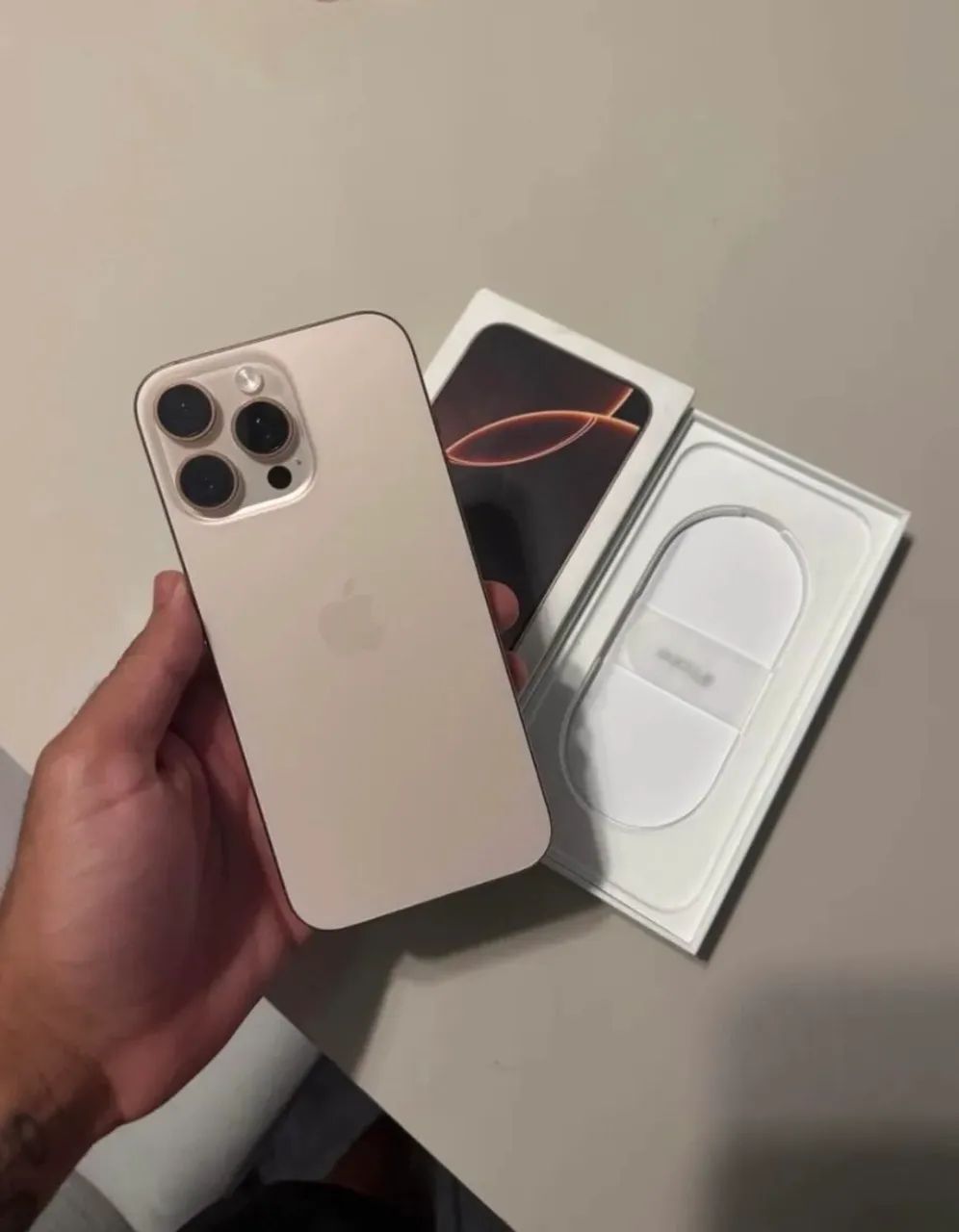 iPhone 16 pro max 