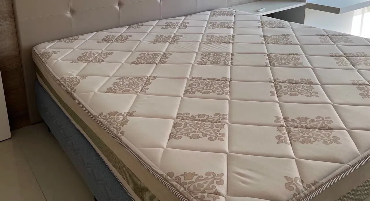 Vendo cama box King semi nova - Foto 2