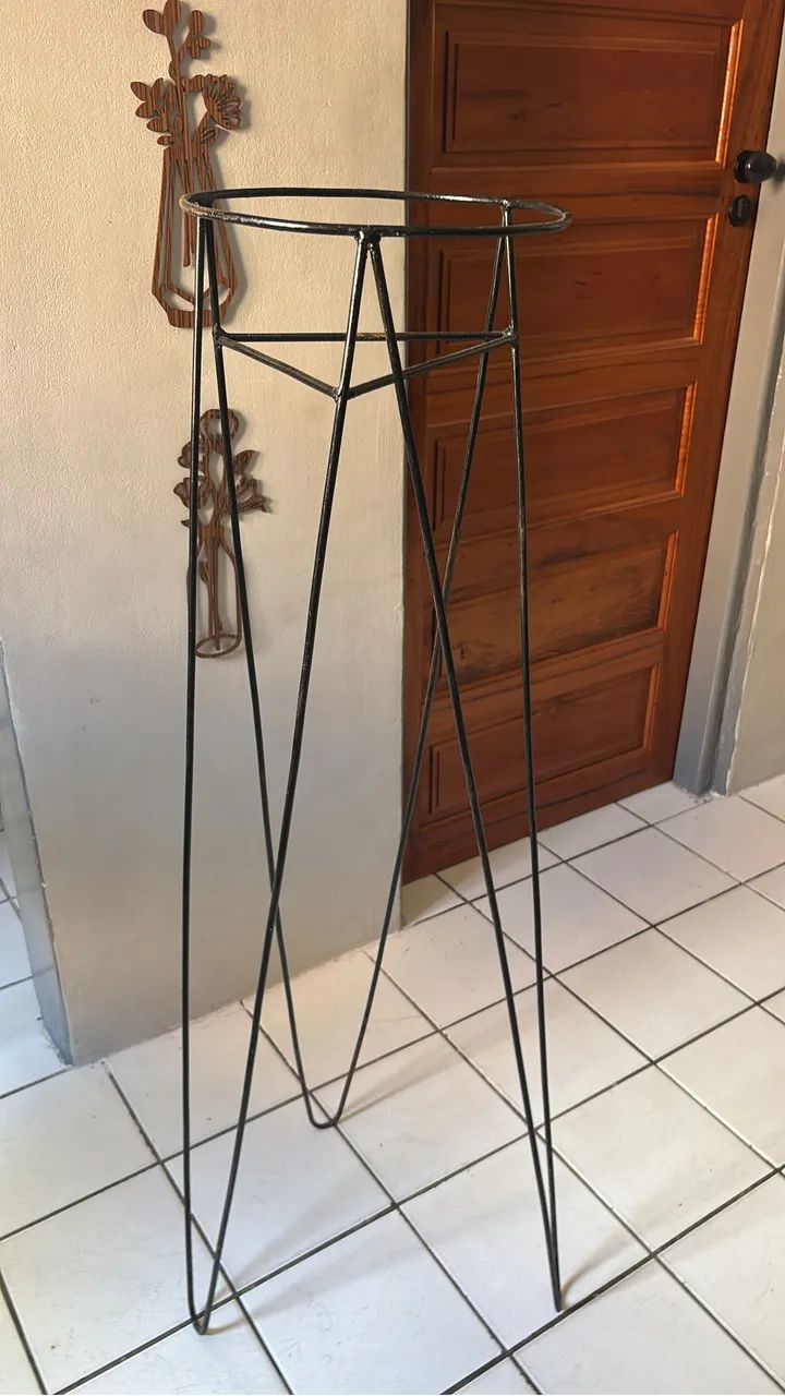 Suporte para planta de ferro 