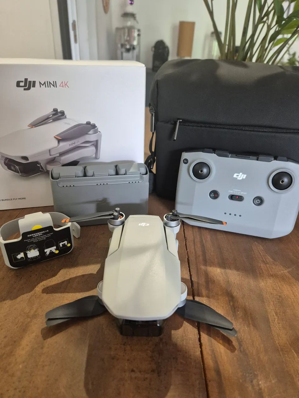 Drone Drone DJI Mini 4K Combo Fly - Completo e novíssimo!