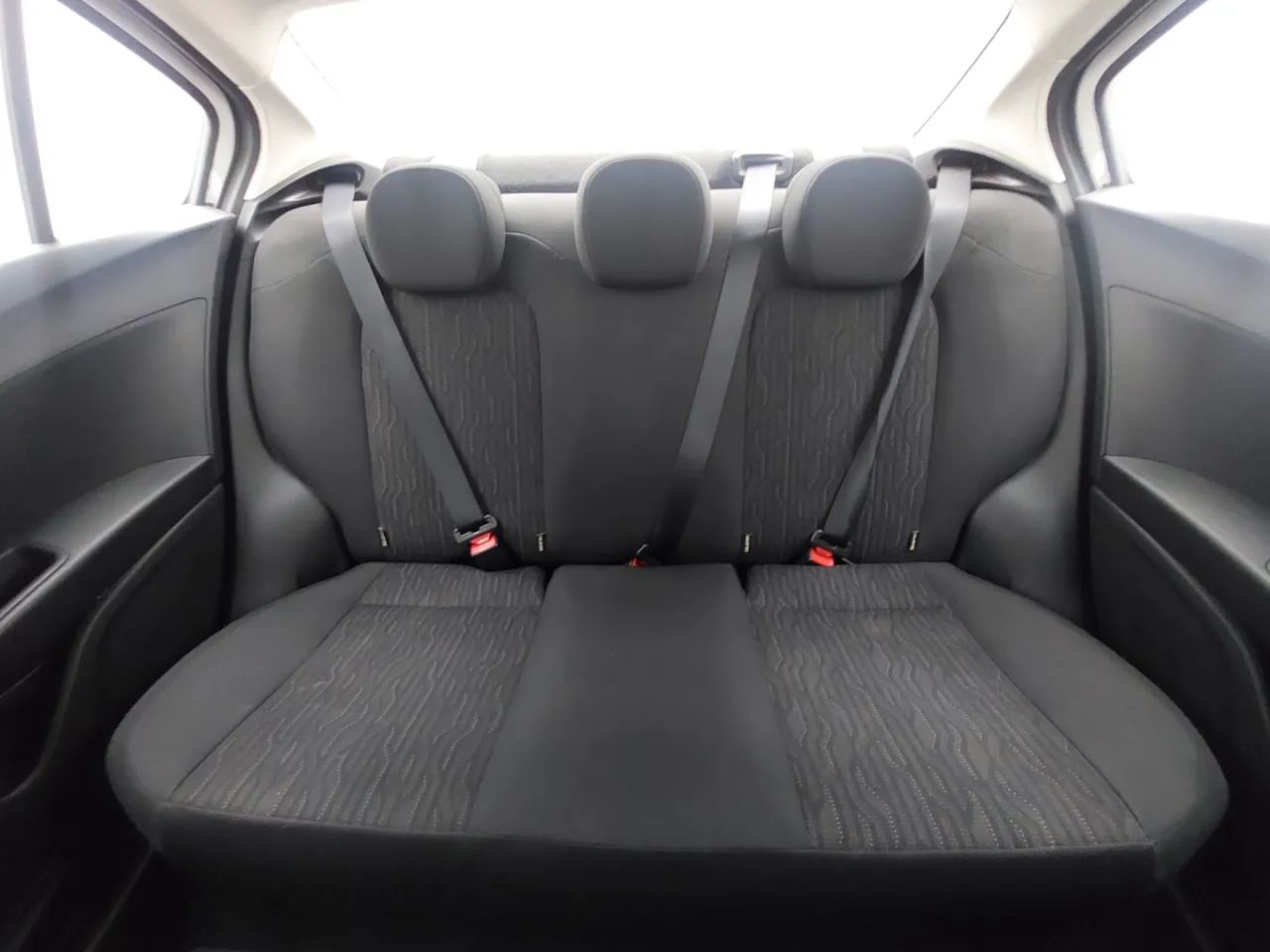 Fiat Cronos 1.3 8V Flex, foto 18 de 18