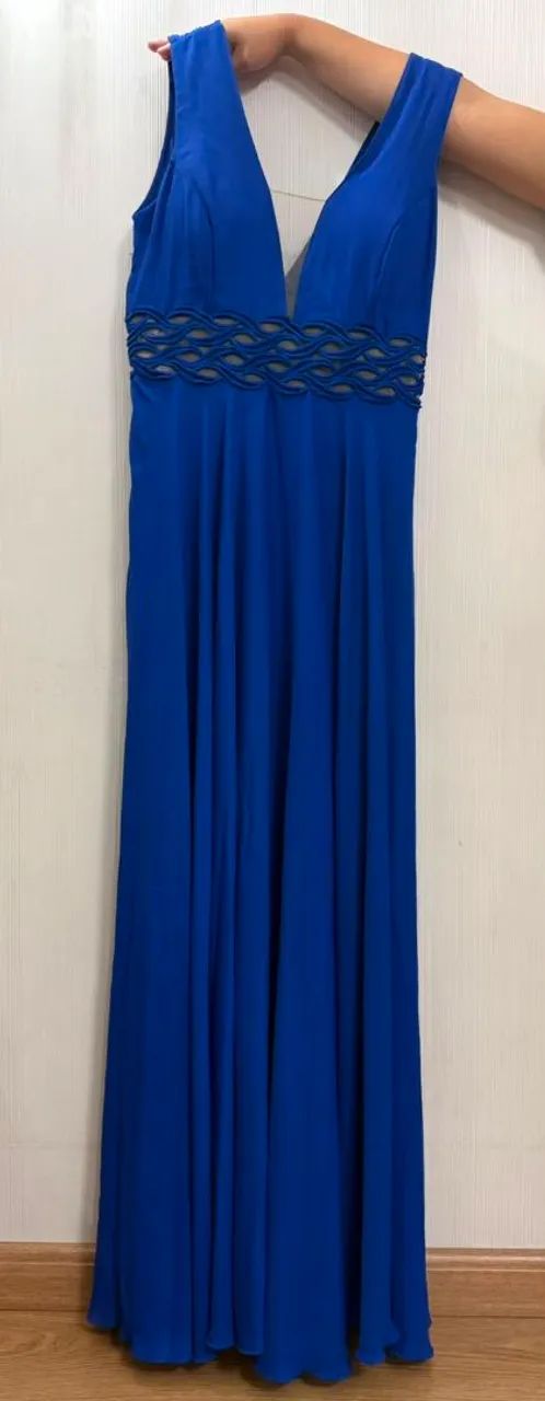 Vestido azul, tamanho 44, com decote e detalhes 