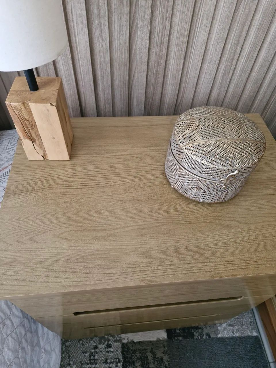 Mesa de cabeceira nova - Foto 2