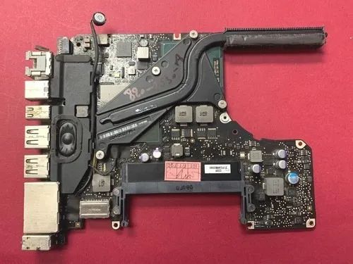 Placa mãe macbook pro 2009 (uso de peças)