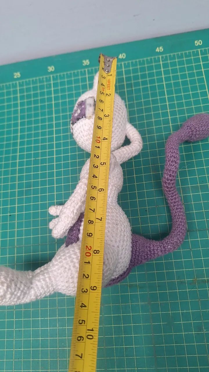 Boneco mewtwo crochê - Foto 3