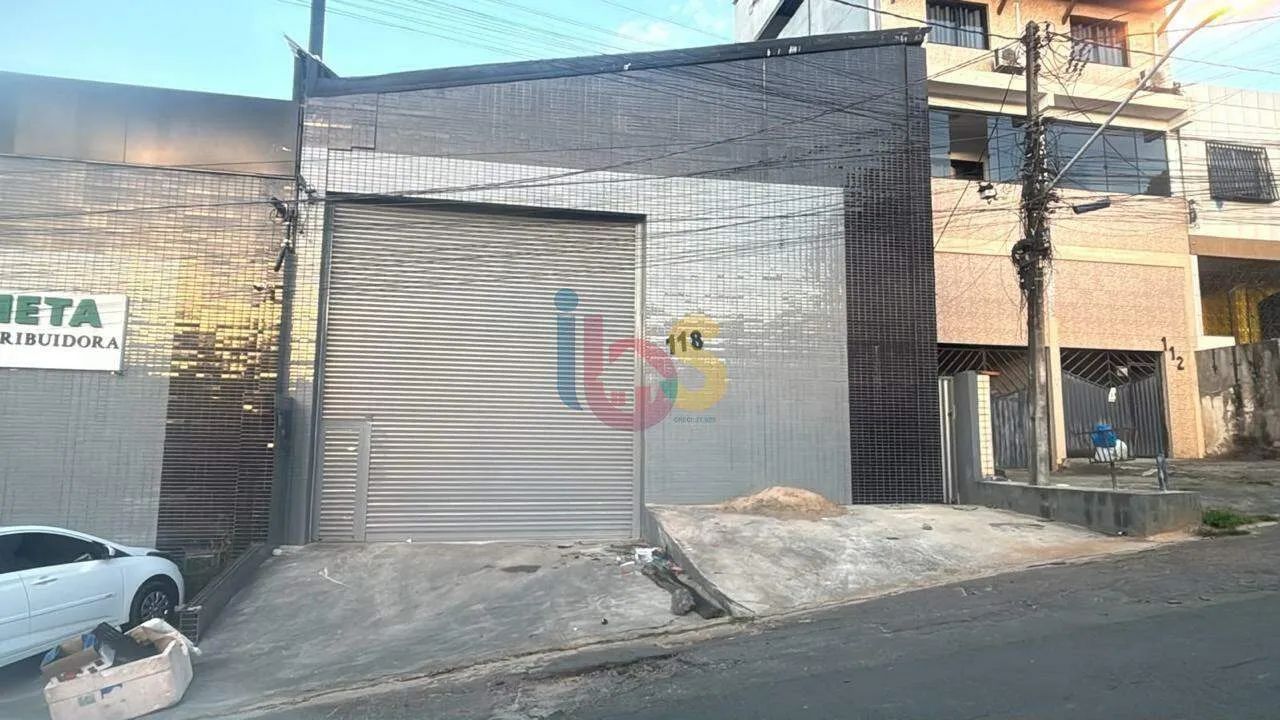 ALUGA-SE GALPÃO COMERCIAL NA AV. ITABUNA