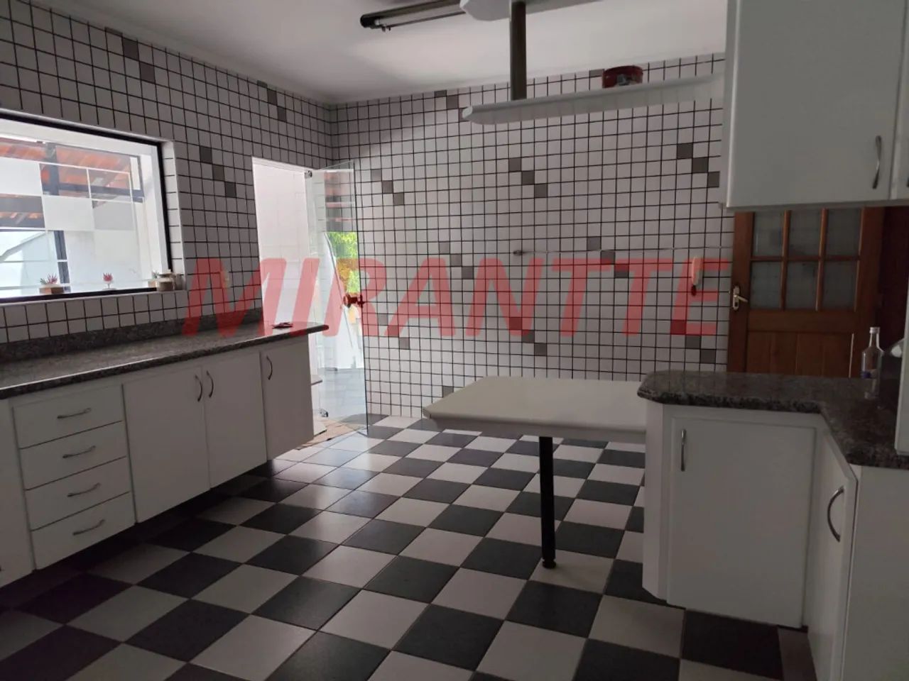 Sobrado de 400m² com 3 quartos em Horto Florestal - Foto 4