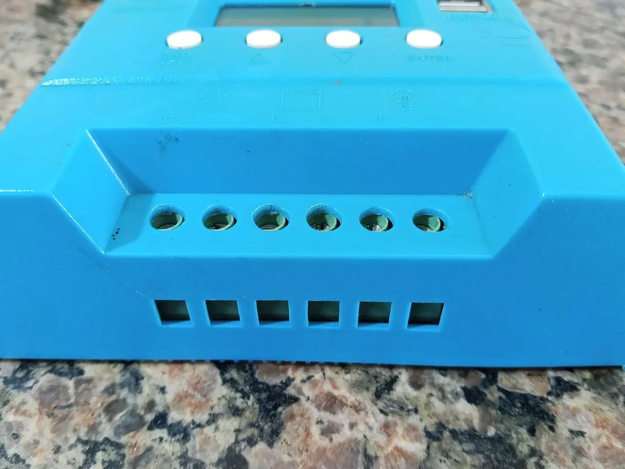 controlador mppt 20A para uso na energia solar off grid - Foto 2