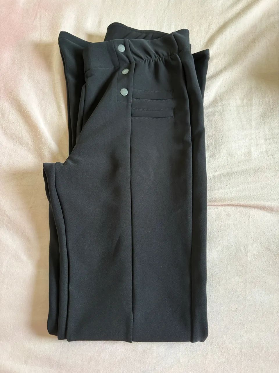 Roupas seminovas - Foto 3